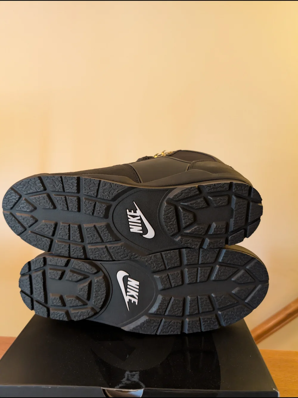 Nike Baltoro SP Men’s Black High-Top Boots
